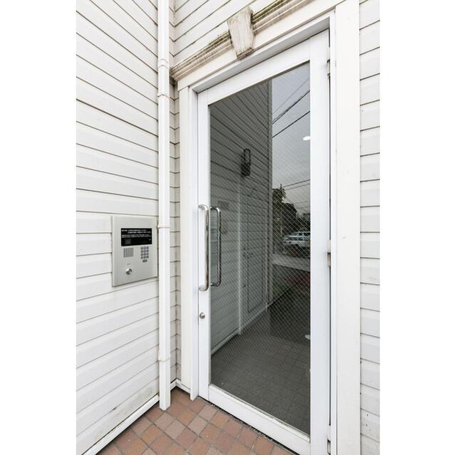 ロビー　オートロック?