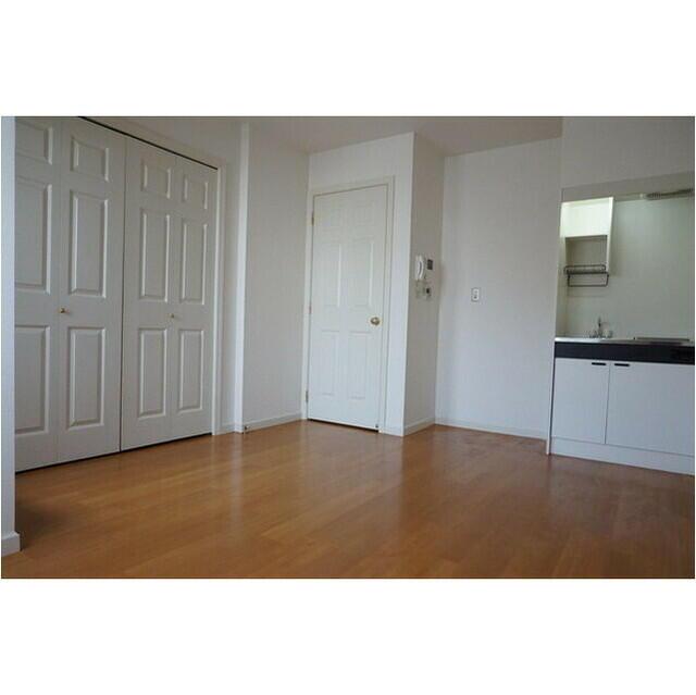 居室・リビング　同タイプ別部屋画像・現況優先?