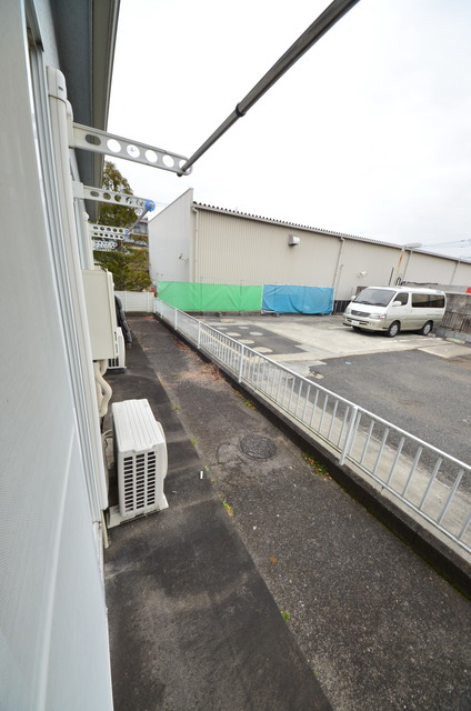 バルコニー　★陽のあたる、明るいバルコニー★