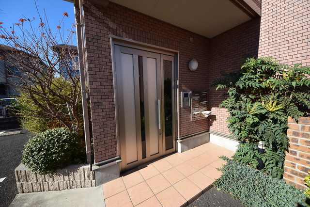 エントランス　★の物件入口はこんな感じ★