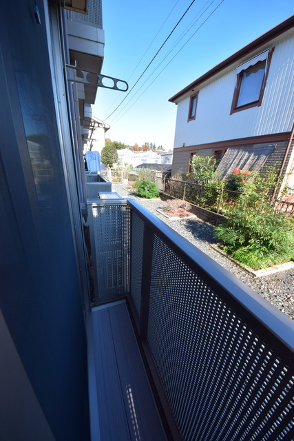 バルコニー　☆暖かい日差しで洗濯物もカラっと仕上がります☆