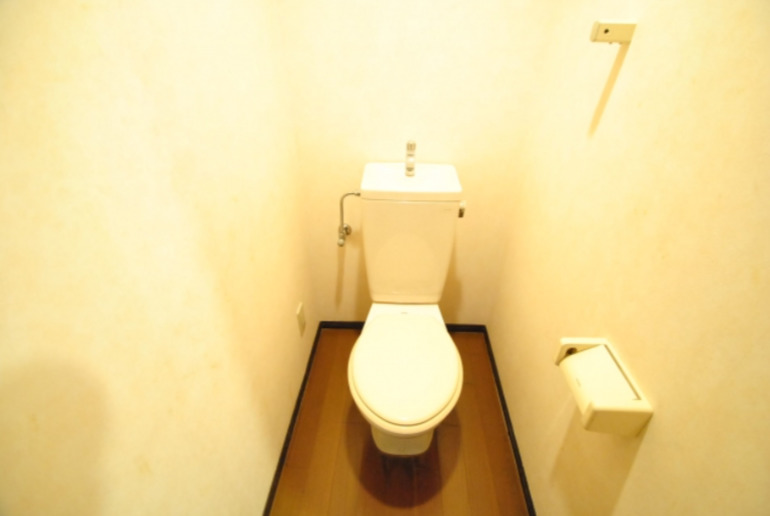 トイレ　シンプルで使いやすいトイレです