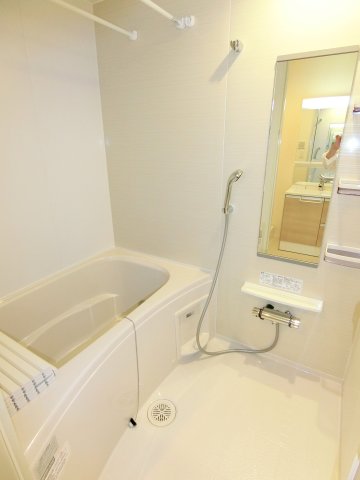 バス・シャワールーム　★追焚機能付きバスルーム★