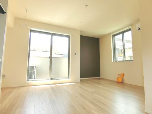 居室・リビング　★ＬＤＫひろびろ８．４帖★