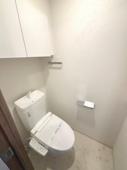 トイレ　※別部屋の写真です