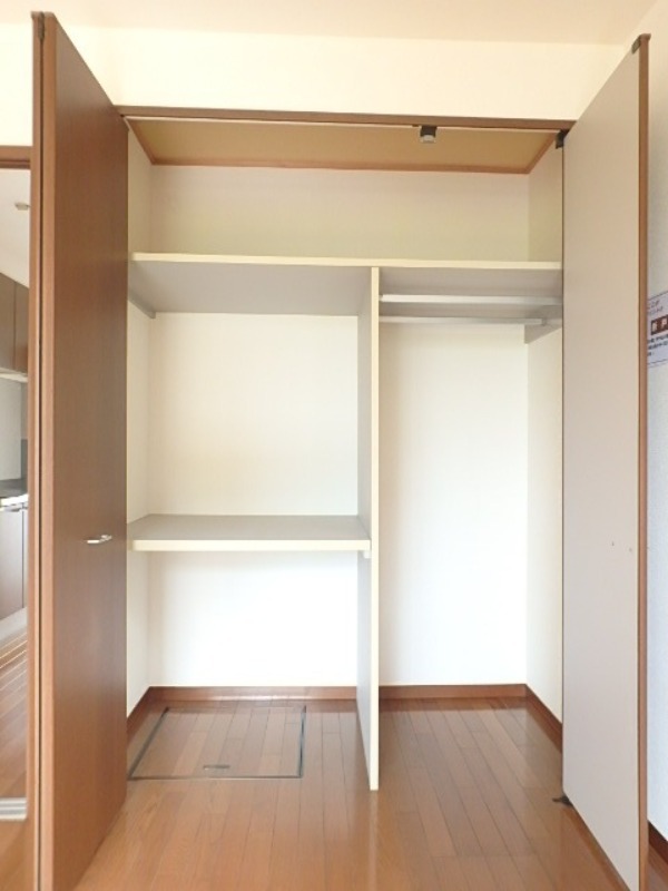 収納　図面と現状に相違がある場合には現状を優先