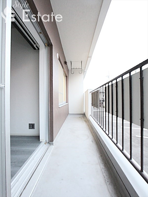 バルコニー　バルコニー