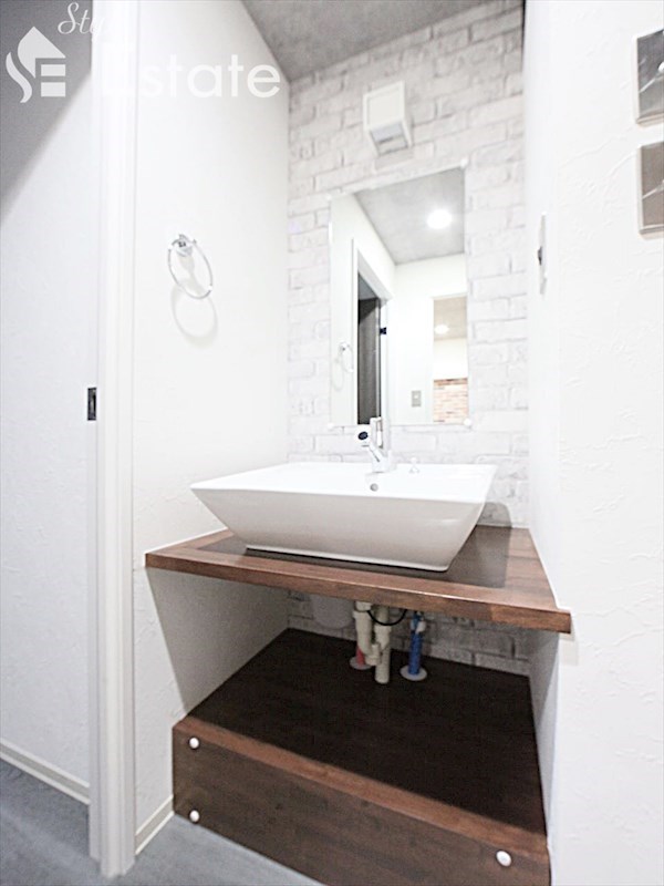 洗面設備　オシャレ洗面台