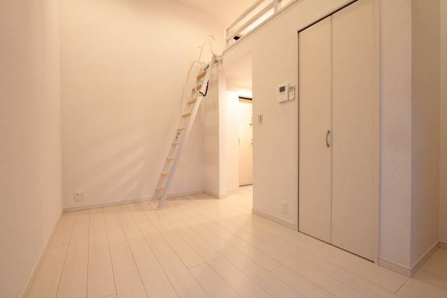 居室・リビング　広々リビング