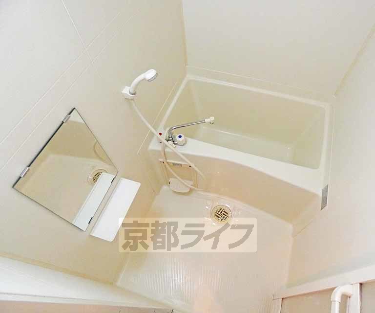 バス・シャワールーム　浴室です