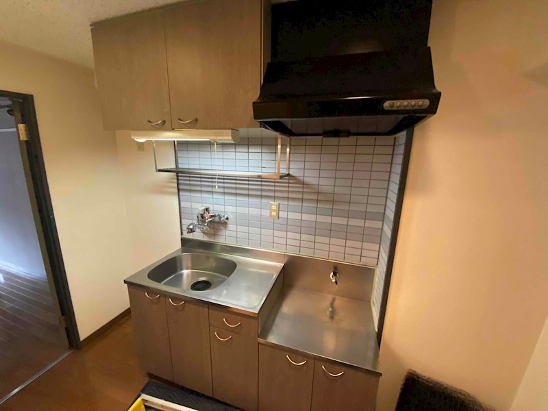 キッチン　同物件別部屋イメージ