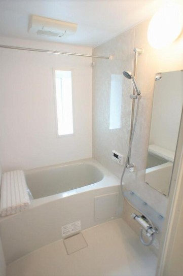 バス・シャワールーム　風呂