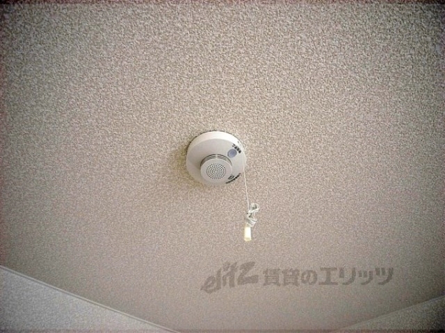 その他部屋・スペース　火災報知機