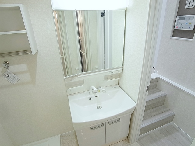 洗面設備　シャンプードレッサー完備