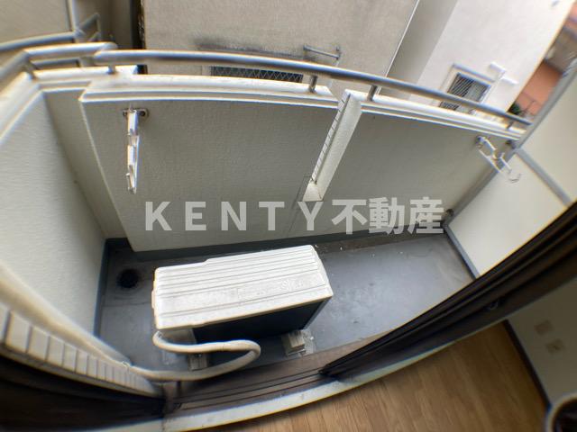 バルコニー　お洗濯にも便利なバルコニー付き