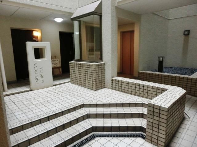 ロビー　★タウンハウジング取り扱い★