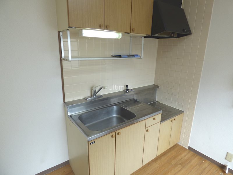 キッチン　別部屋のお写真です。ご参考までに！