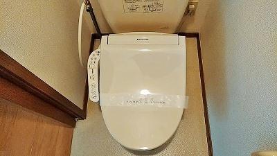 トイレ　トイレ