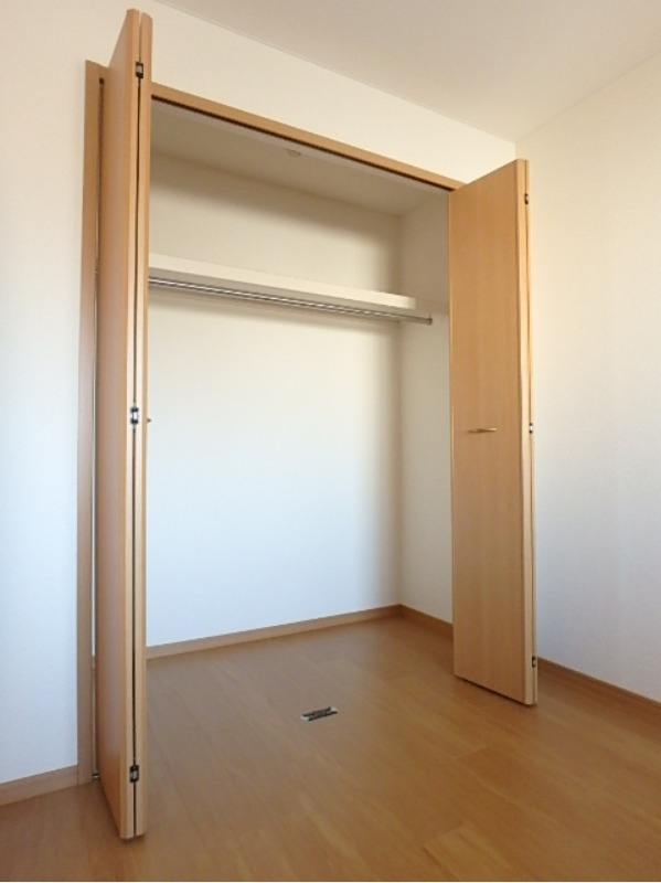 収納　図面と現状に相違がある場合には現状を優先