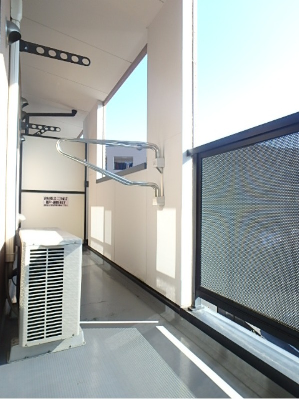 バルコニー　図面と現状に相違がある場合には現状を優先