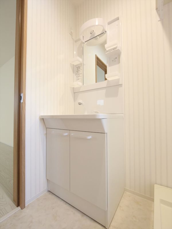 洗面設備　脱衣所　シャンプードレッサー