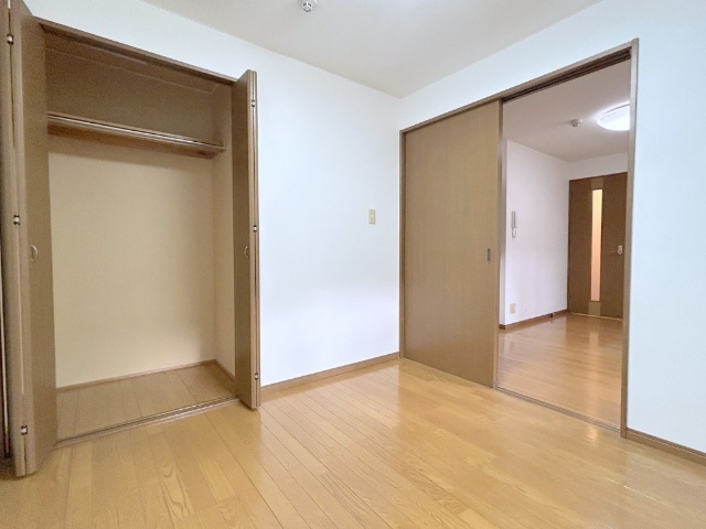 その他　※写真は別号室です。