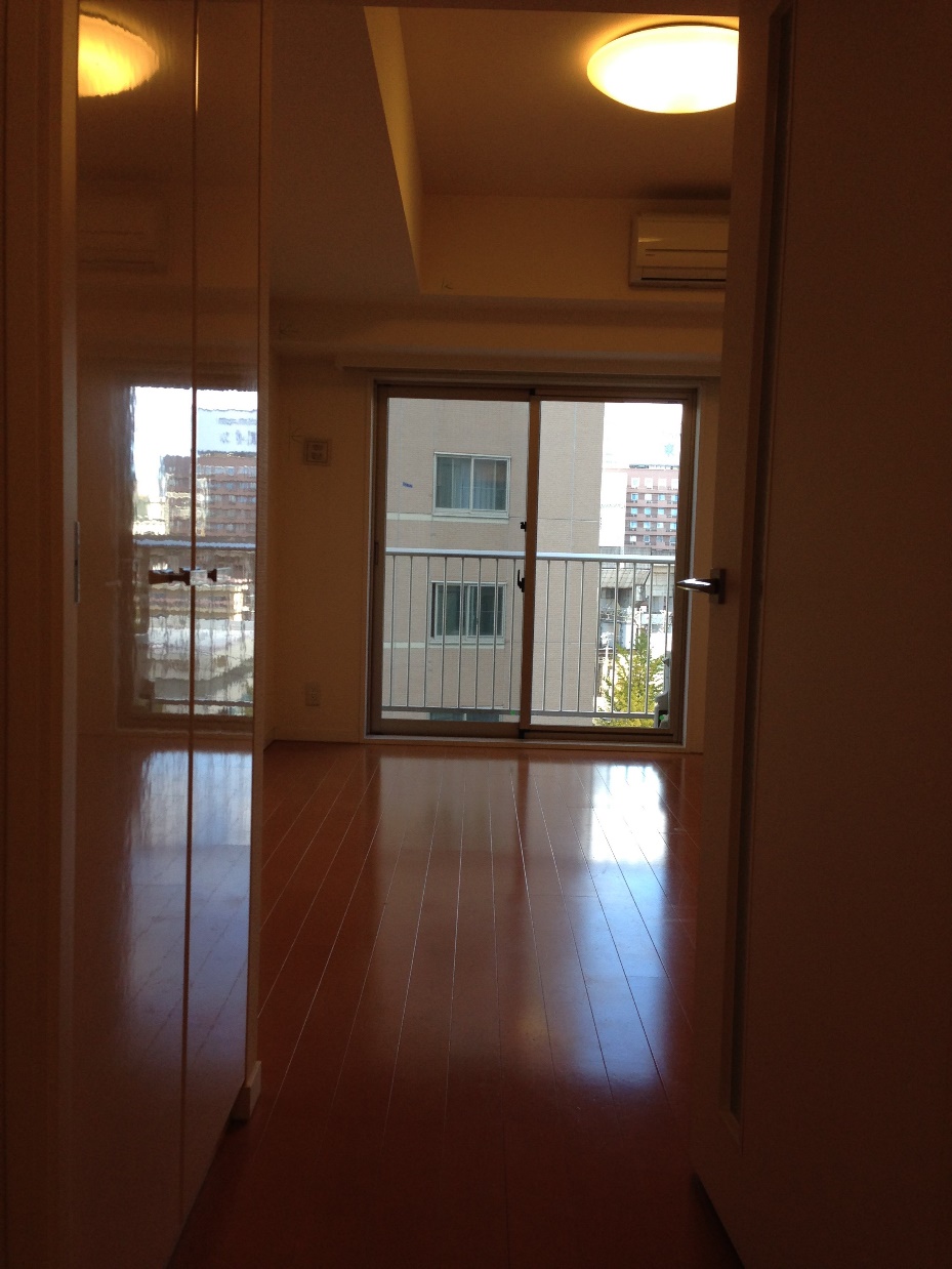 居室・リビング　イメージ【723号室写真】