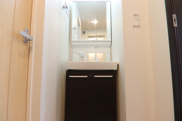 洗面設備　※別室の参考写真の為、現況優先です。