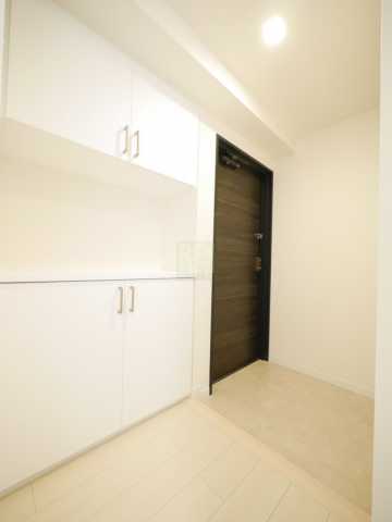 玄関　センテニアルタワー