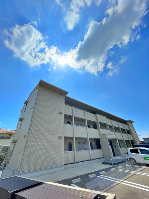 建物外観　オートロック・宅配ボックス完備☆