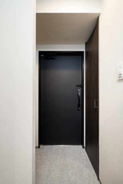 玄関　※写真は同タイプ住戸です。