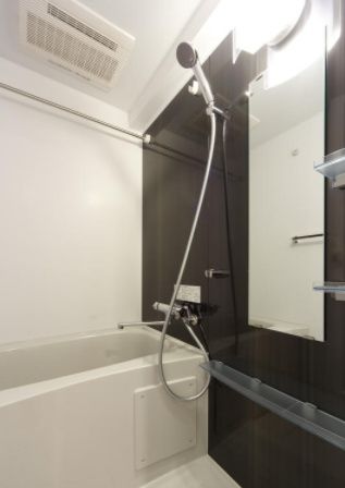 バス・シャワールーム　☆ゆったりとくつろげるお風呂☆