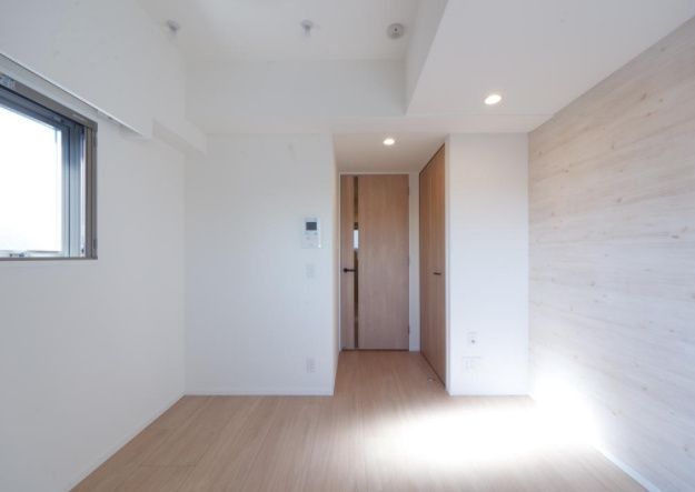 居室・リビング　☆明るい居間☆