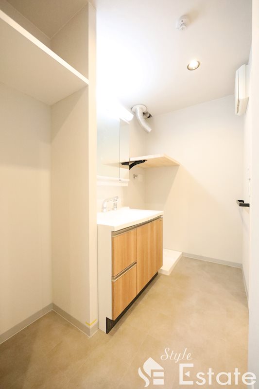 洗面設備　独立洗面台　脱衣所