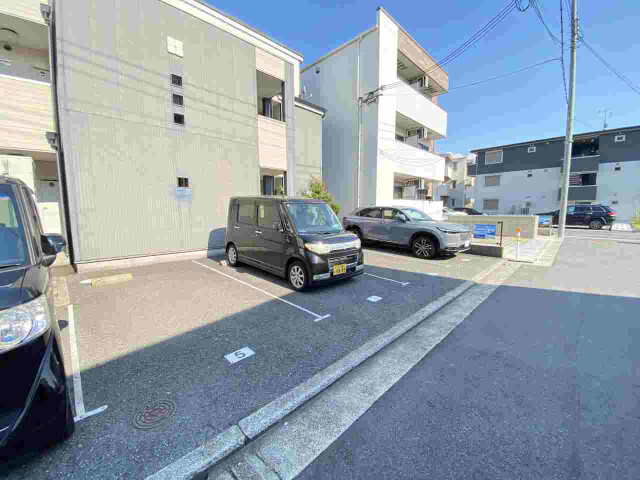 駐車場　駐車しやすい！