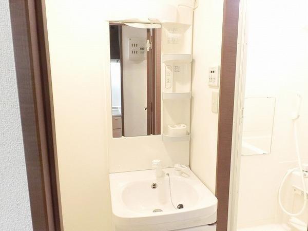 洗面設備　綺麗な水回り♪