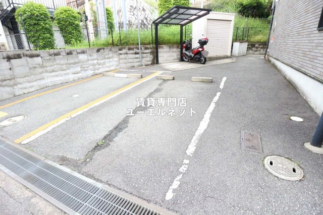 駐車場　敷地内駐車場あり◎