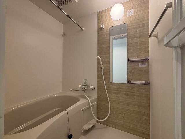 バス・シャワールーム　※同施工会社物件（イメージ）