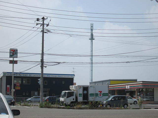 コンビニ　セブンイレブン新潟山田店（コンビニ）まで674m