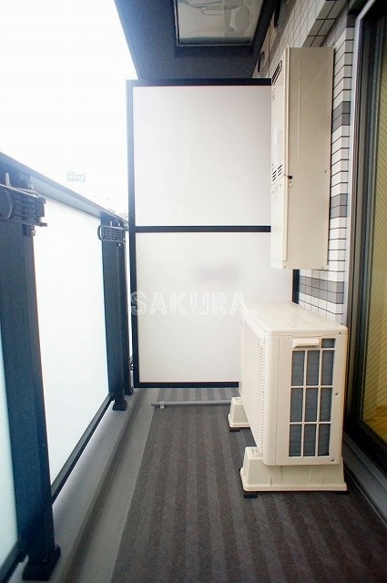 バルコニー　開放的で明るい空間を演出してくれるバルコニーです♪