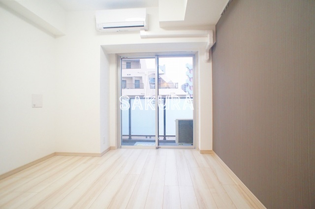 居室・リビング　開放感のあるゆったりとしたお部屋です♪