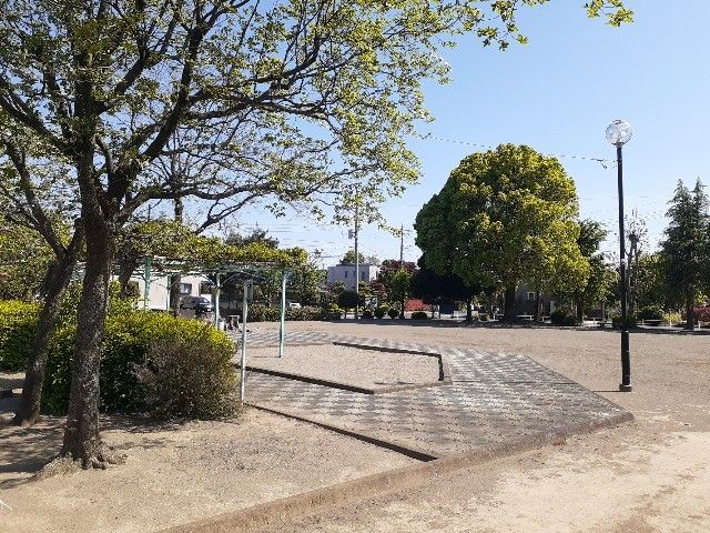 公園　下中居児童公園（公園）まで160m