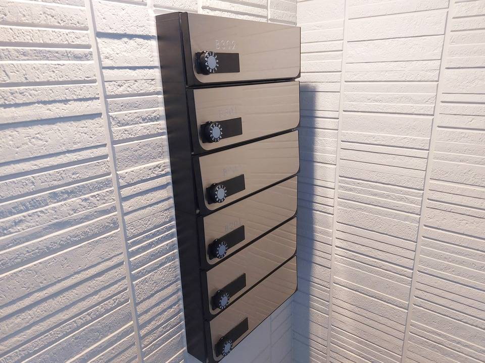 エントランス　メールBOX