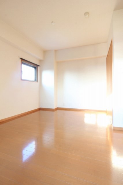 居室・リビング　※別タイプ写真