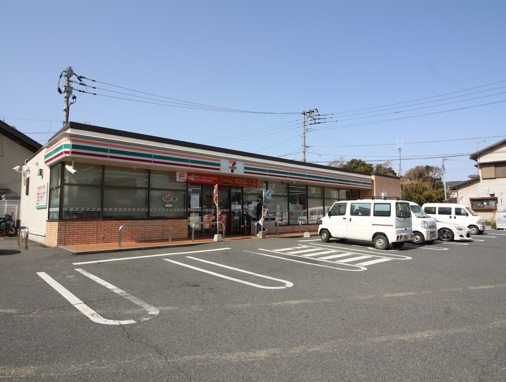 コンビニ　セブンイレブン小倉若園4丁目店（コンビニ）まで20m