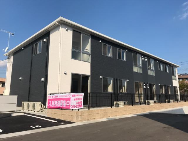 建物外観　外観写真（昼）