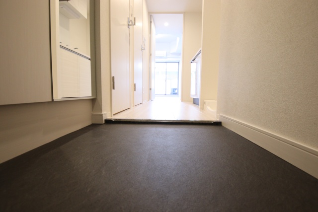 玄関　※別室の参考写真の為、現況優先です。