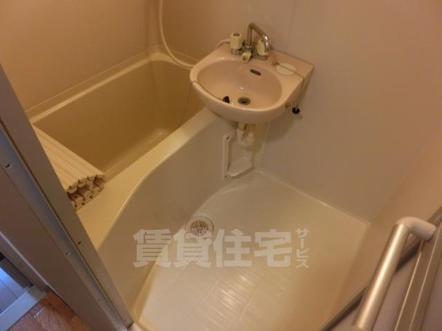 バス・シャワールーム　2