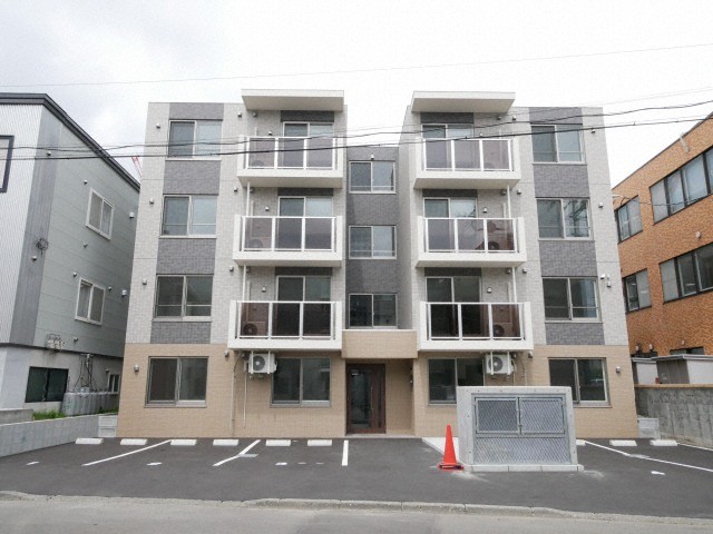 建物外観　☆物件名【クラリス本郷通】とお伝え下さい！