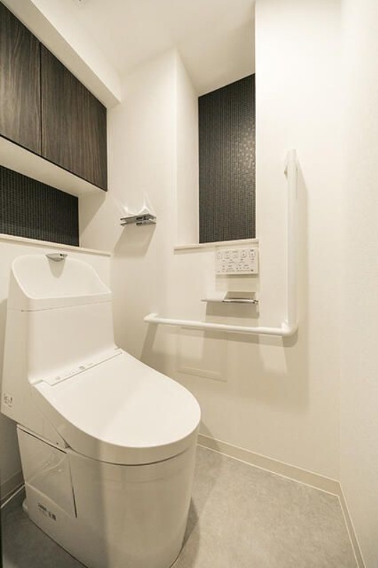 トイレ　ムニレジデンス上野